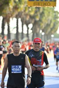BIB: 424, 41810, 41414, 41225
                            <button type="button" onclick="openModal(10633604)" class="btn btn-primary btn-sm float-right btn-popup" data-toggle="modal" data-target=".modal-high-quality">
                        <i class="fas fa-shopping-cart"></i> Add to Cart
                    </button>
                                            <button type="button" onclick="isThisMe(10633604, true)" class="btn btn-success btn-sm float-right btn-popup btn-isme hidden" data-toggle="tooltip" data-placement="bottom" title="นี่คือรูปของคุณใช่ไหม คลิกที่นี่เพื่อเอาเข้าอัลบั้ม">
                        <i class="fas fa-plus"></i> Add to album
                    </button>
                    <button type="button" onclick="isThisMe(10633604, false)" class="btn btn-warning btn-sm float-right btn-popup btn-isnotme hidden">
                        <i class="fas fa-ban"></i> Remove from album
                    </button>